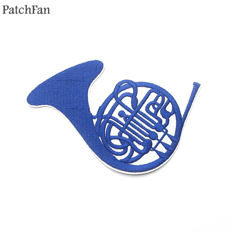 

Patchfan how i met your mother French Horn Embroidered Iron on Patches Clothes Applique cosplay wallet shoes badge Sticker A1722