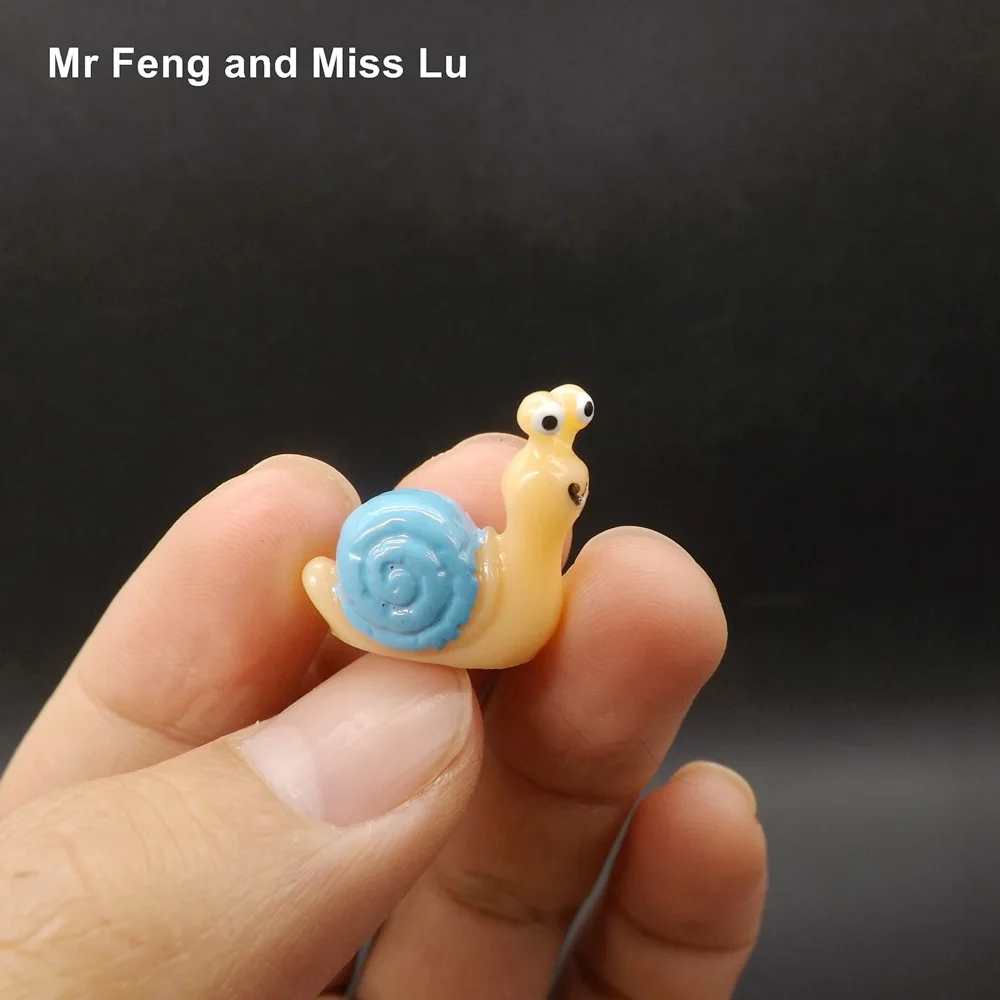 Handicrafts Mini Cute Little Snail 
