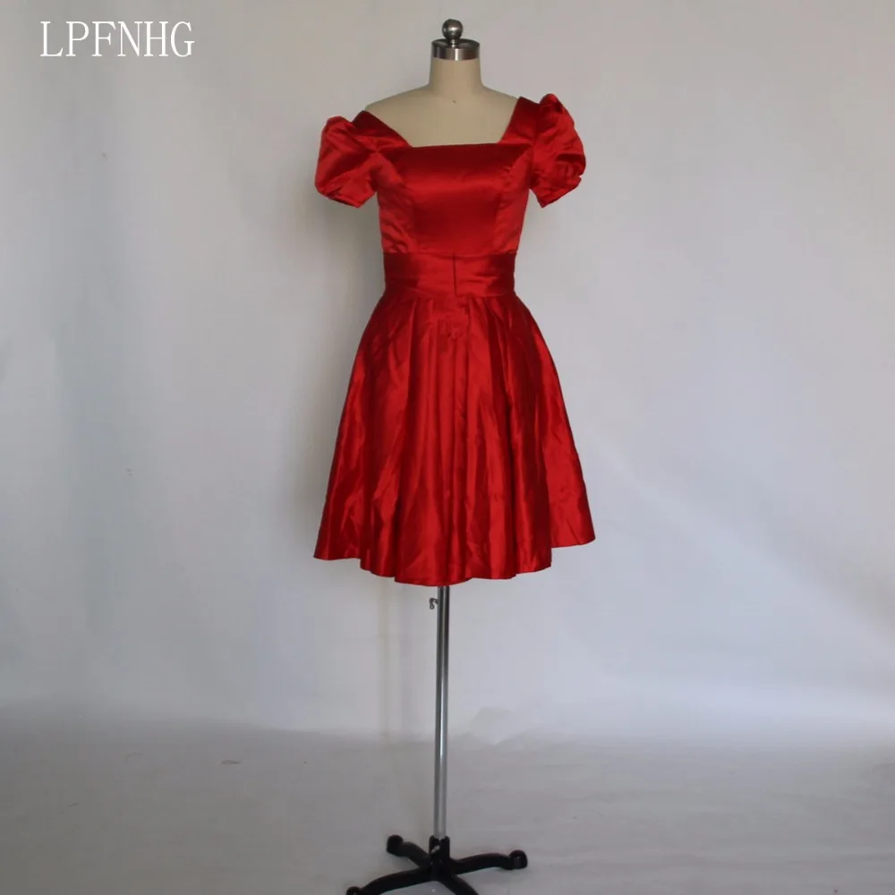 Abito cocktail rosso di