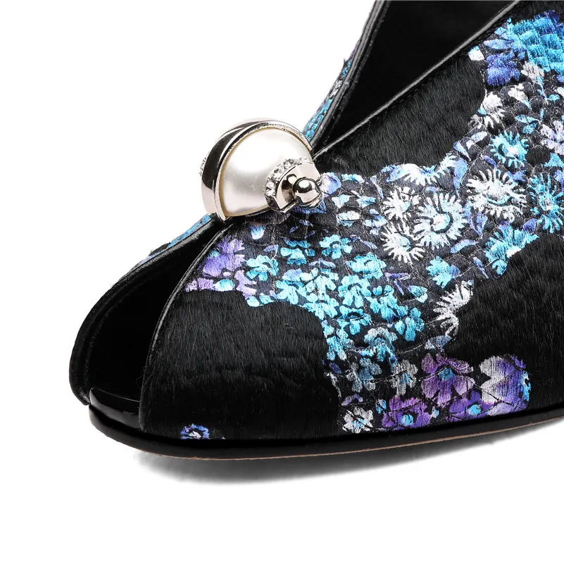 FEDONAS/сезон весна-лето; женские туфли-гладиаторы; винтажные туфли на высоком каблуке с вышивкой; декоративная пряжка; женская обувь с ремешком; женские свадебные босоножки