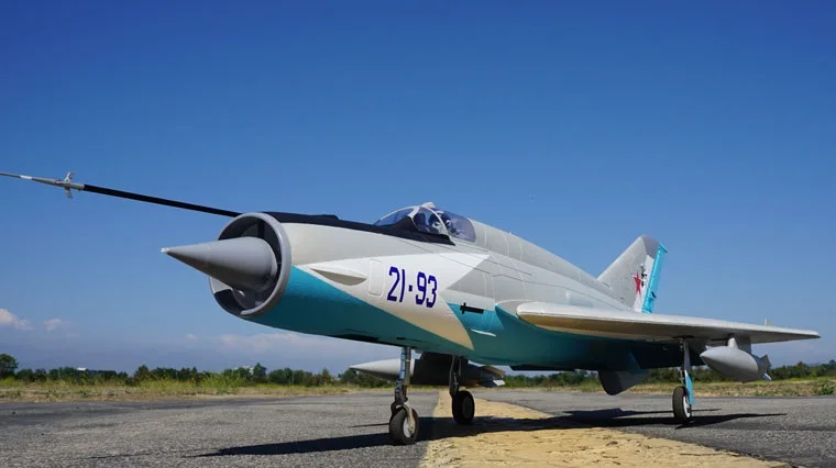 freewing-80mm-mig21-rc-jet-8