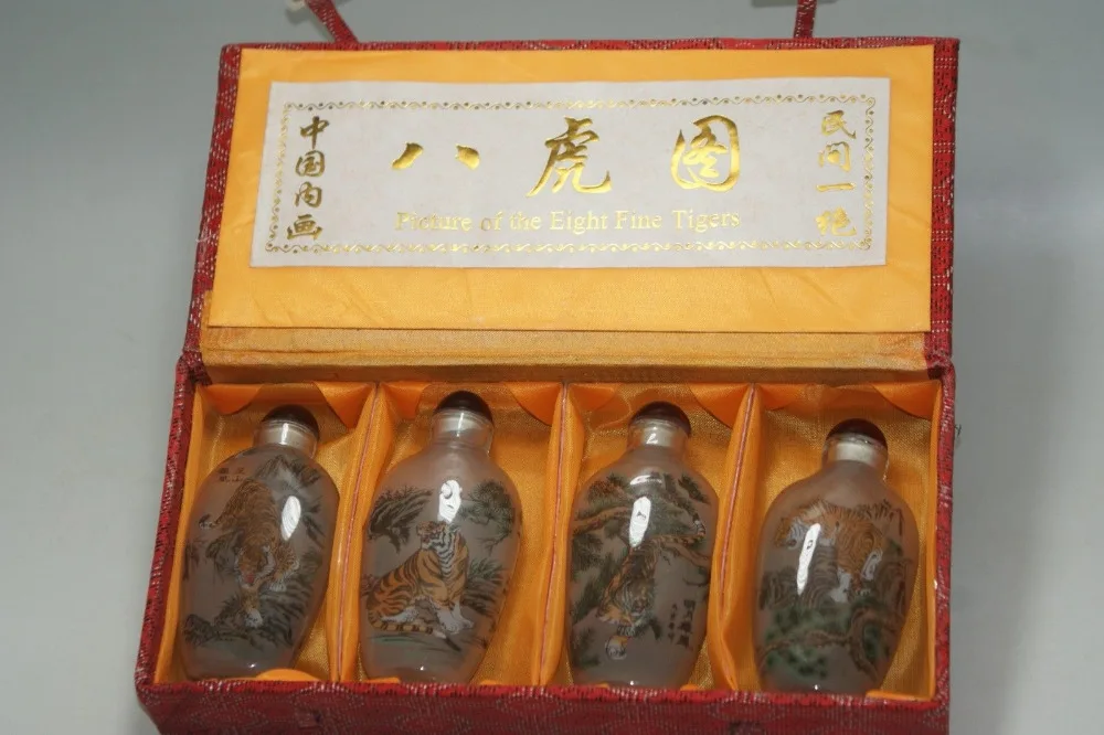 

Fine old Chinese Unique Painting snuff bottle inside painted four combinations