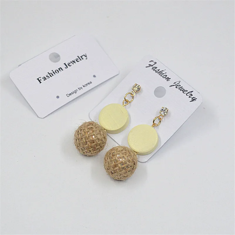 4592839495_1748248103