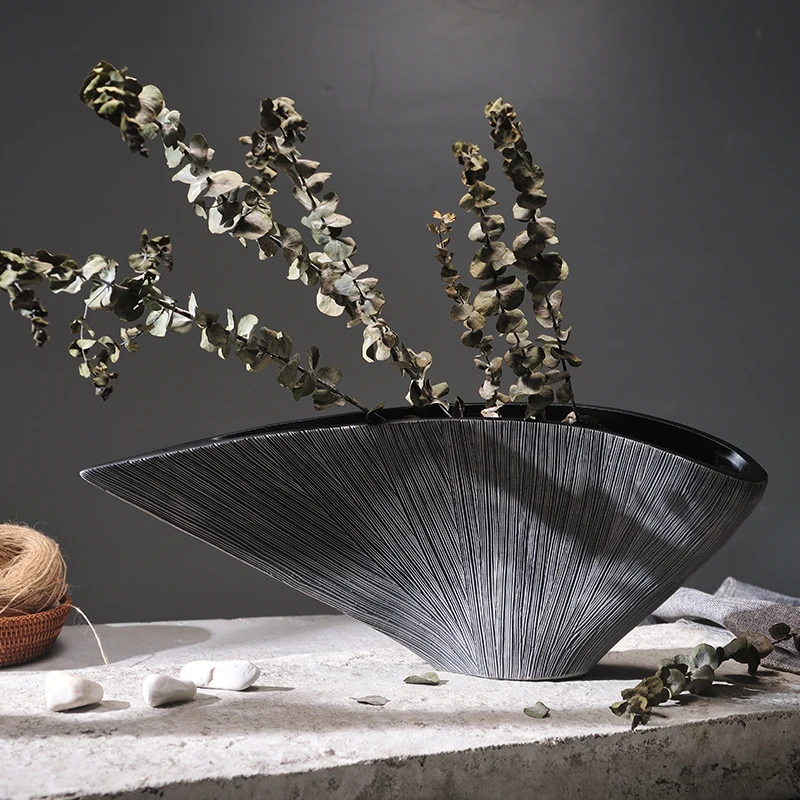 

Creative Nordic style Resin vase modern abstract Fan-shaped vase Decoration crafts Home Decorations Dried flowers
