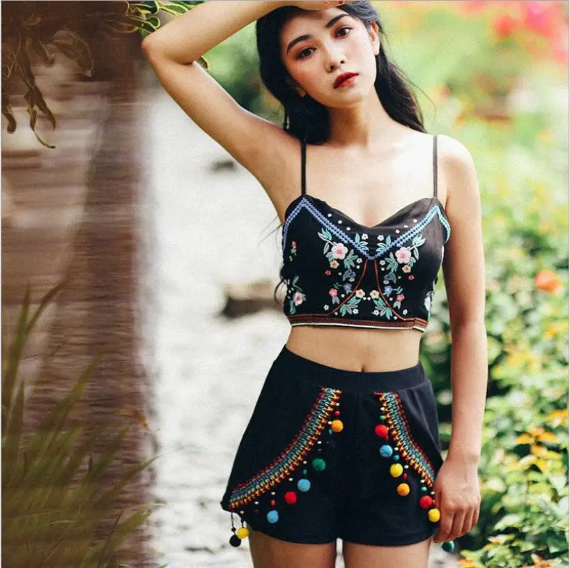 

2019 New Swimwear Sexy Retro Embroidery Three Pieces Bikinis Sets High Waist Swimsuit Summer Bathing Suit Swimming Beach Wear