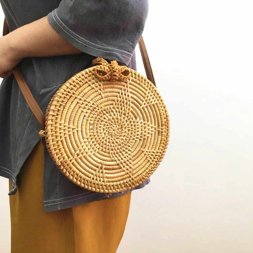 

Bali Star Rattan Bags For Women 2018 Summer Beach Shoulder Bag Handmade Crossbody Circle Bag Bohemia bowknot Straw Handbags