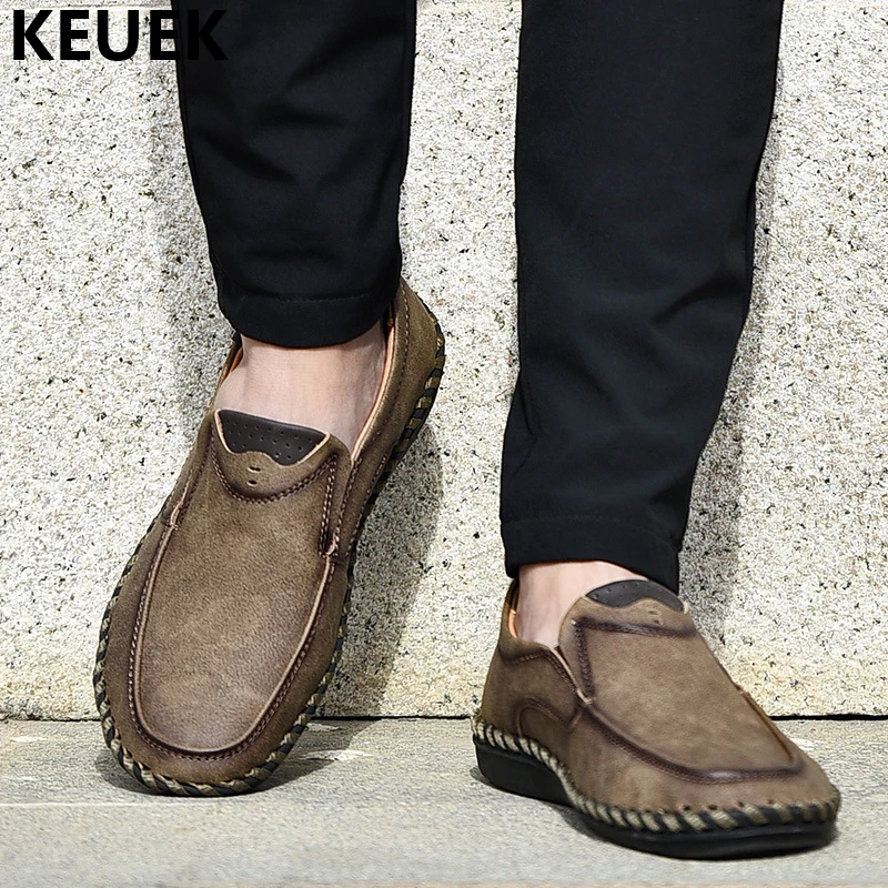 New arrival Autumn Men Casual shoes Handmade Breathable Slip-On Loafers Large size Driving shoes British style Leather shoes 01B