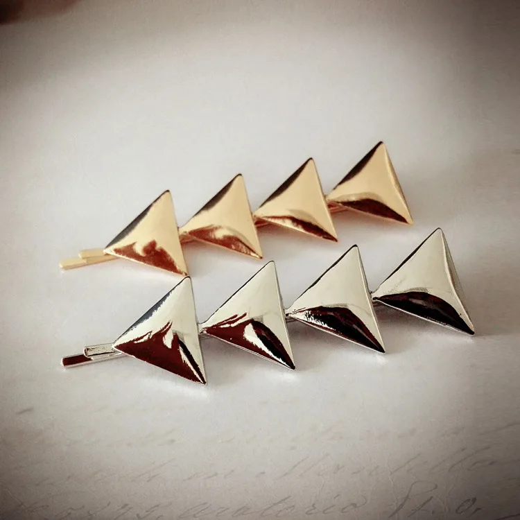 ڿ    12 / ձ   ﰢ Ŭ