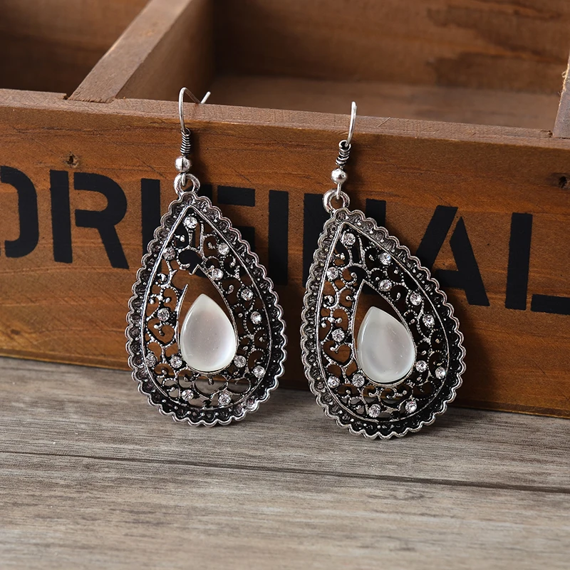 

2 Colors Big Long Crystal Drop Earrings for Women Vintage Earrings Flower Bohemian Style Fine Jewelry Wedding Accessories