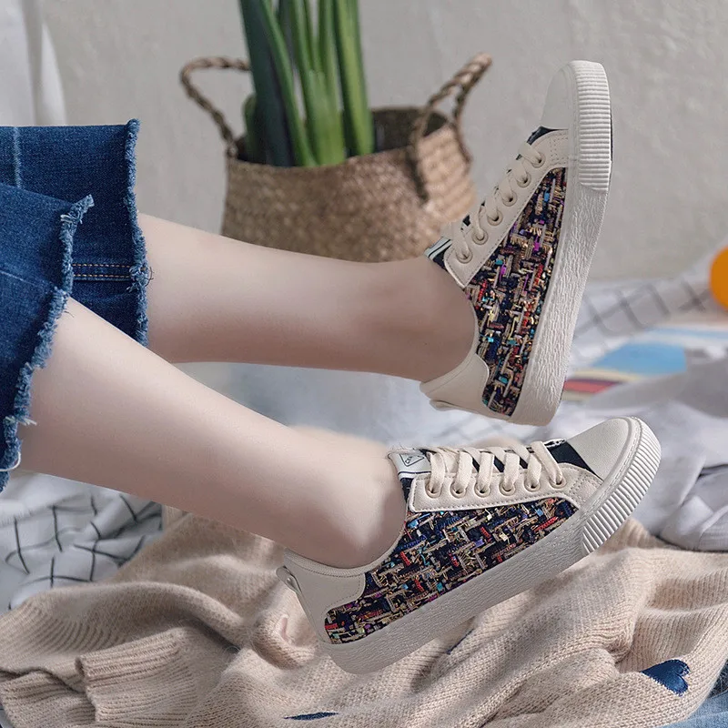 أحذية التزلج محدودة تنيس تزلج الأحذية الطالبات النسخة الكورية من البرية شقة 2018 الربيع جديد مجلس المد