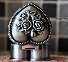 European Russia Gothic classic princess metal jewelry box rose casket lover heart metal box Miniatura Jardim Model