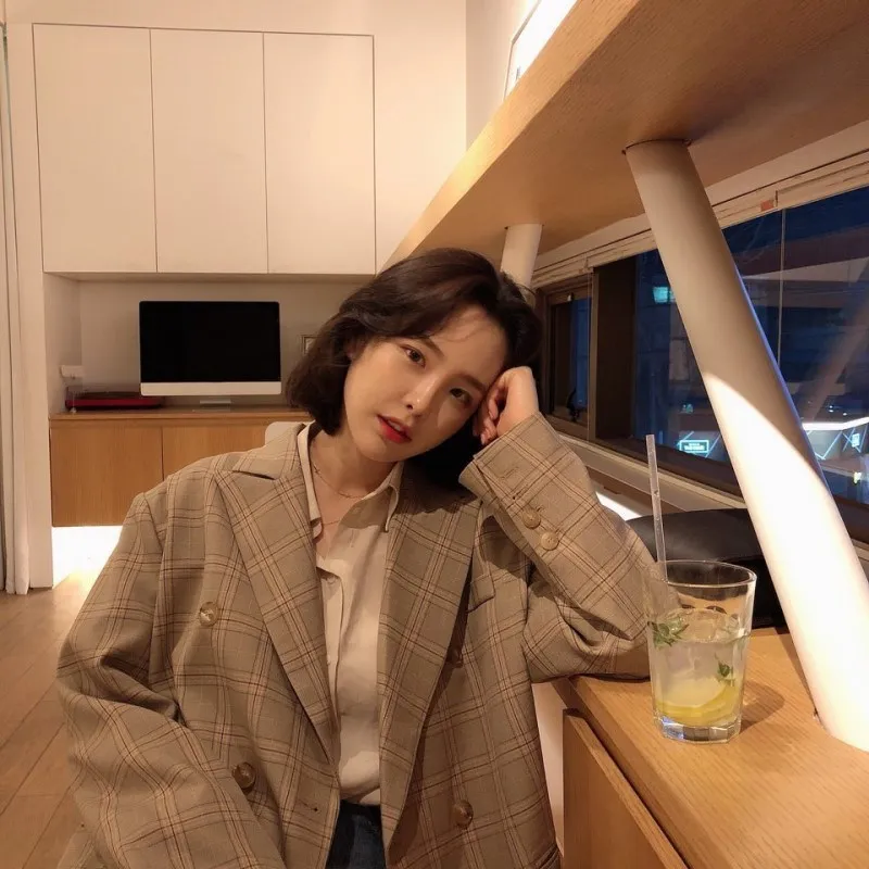 Fashion 2019 Spring New Casual Loose Suit Women Double Breasted With Pockets Plaid Print Elegant Jacket