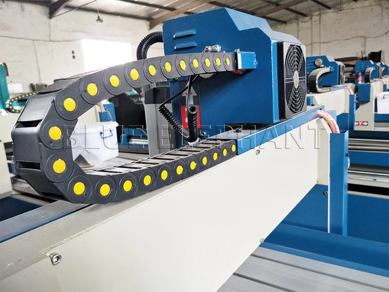 towline of 6090 advertising cnc router with nk105 controller