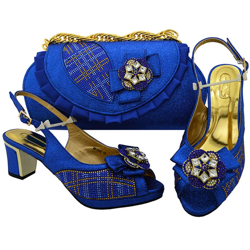 Королевский синий High Heels Latest African Matching Shoes and Bags Italian In Women Shoe and Bag Set New Nigerian Party Shoes and Bag Sets - Цвет: Королевский синий
