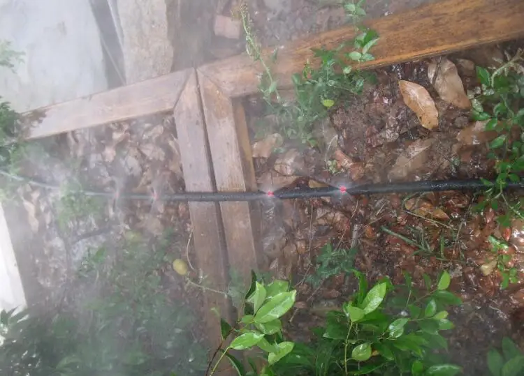 lawn sprinkler kit 50pcs 90° 180° 360° Angle Simple Refraction Sprinkler Nozzle Head High Quality Garden Fruit Tree Irrigation Misting Nozzle garden drip irrigation kit