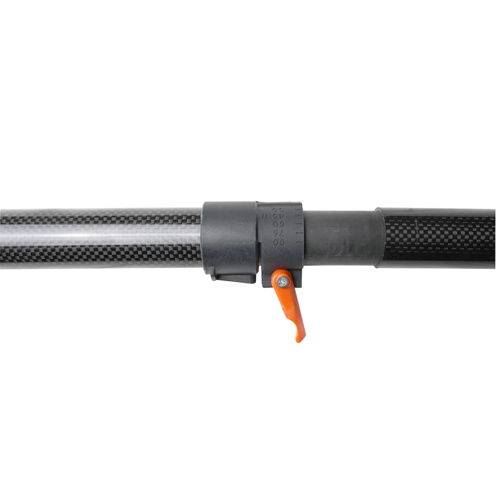 

KAYAK CLIP