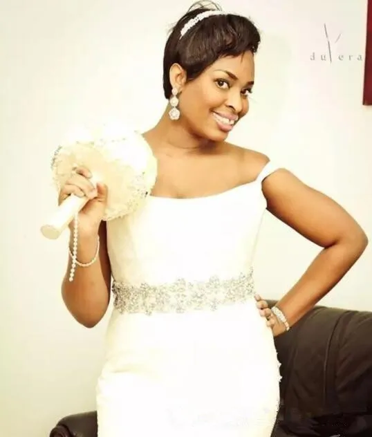 off-the-shoulder-mermaid-wedding-dresses-with-sash-beads-ruffles-tiered-skirt-plus-size-wedding-dress-custom-made-african-bridal-gowns (1)_