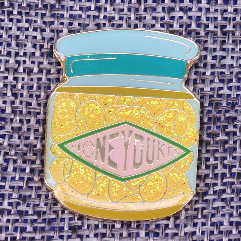honeydukes HP Gift Fantastic Beasts, Newt Scamander, Hogwarts brooch