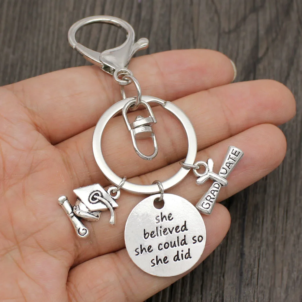

2019 2020 Graduation Graduate Keychain College Cap Diploma Senior Teacher Apple Ruler Boy and Girl Keychains Key Chain Key Ring