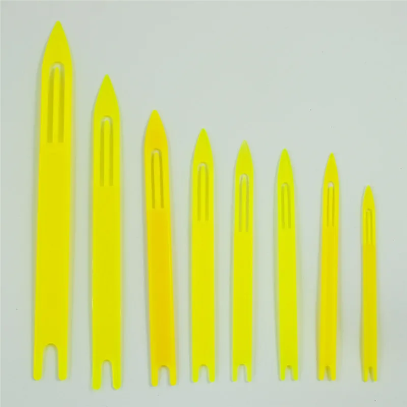 Practical 8Pcs 8 Sizes Plastic Yellow Plastic Fishing Line Repair Netting Needle Shuttles Hand Sewing Net Repair Needle