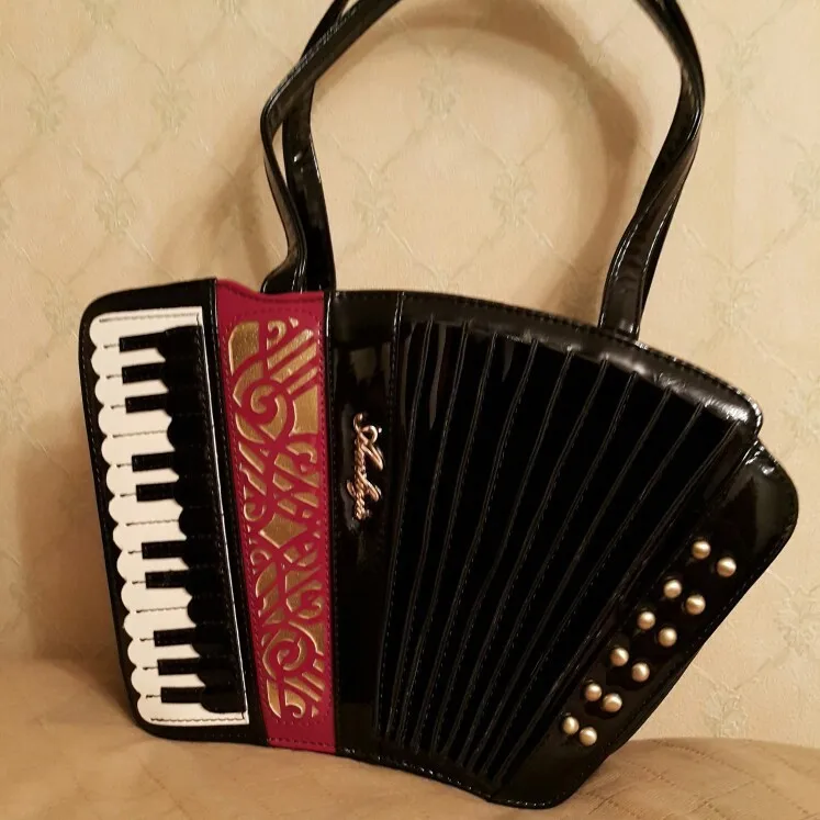 accordion 2