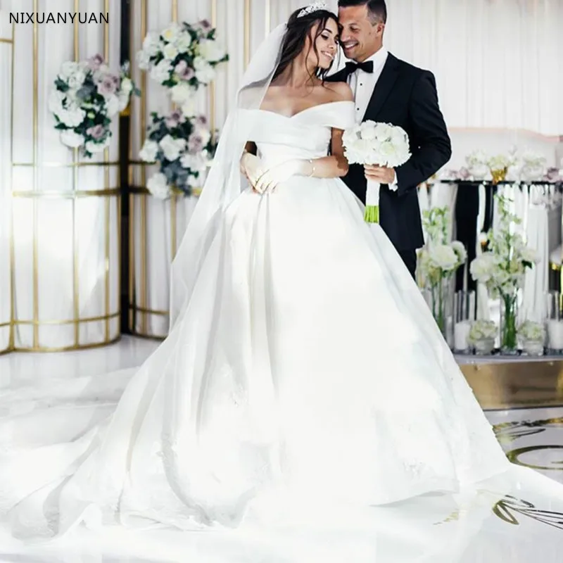 

Luxury Off The Shoulder Wedding Dresses Princess A-line Appliques Wedding Gowns Elegant Cathedral Train Vestidos De Noiva