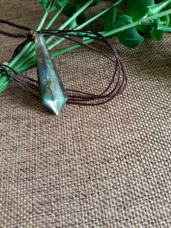 

Natural Moonstone spiritual pendulum pendant Energy crystals Charm pendant Energy crystals Charm pendant