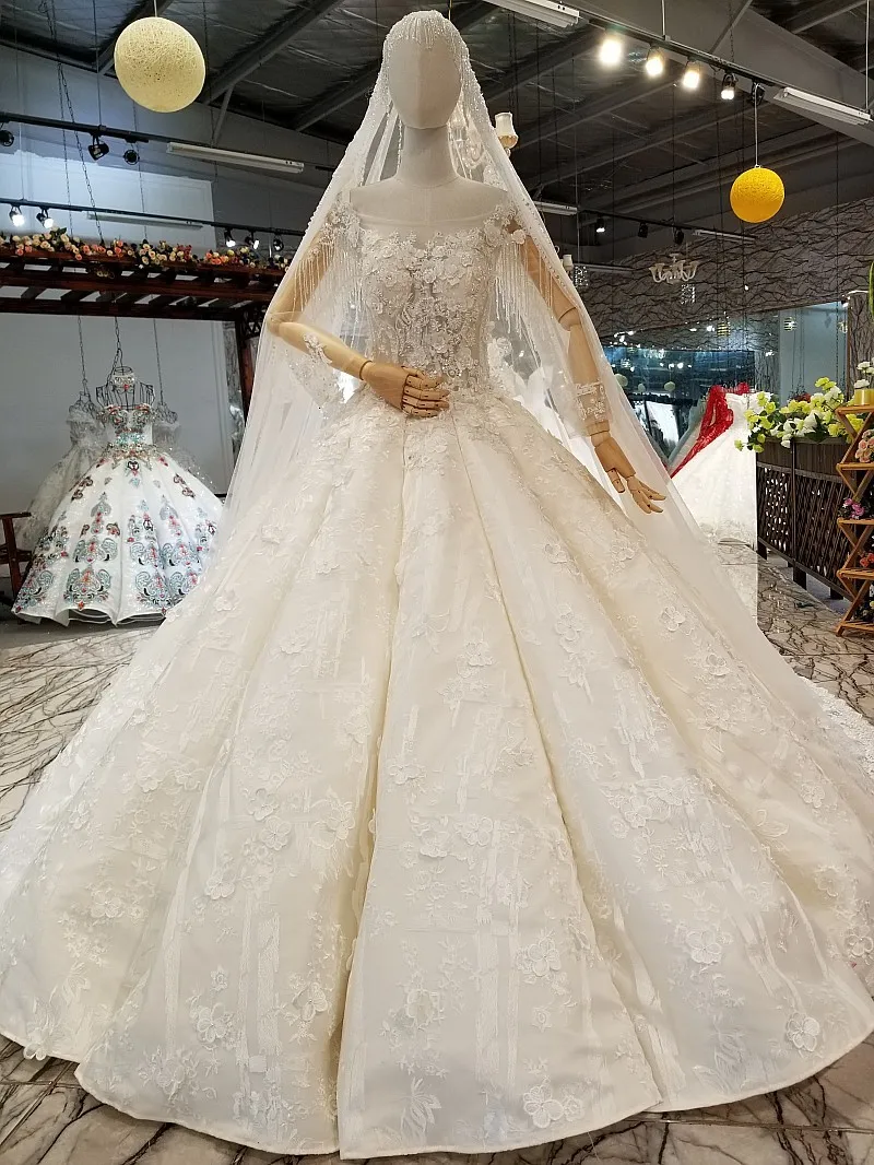 2018 белое кружевное свадебное платье без рукавов длиной до пола со шнуровкой волнистые Бальные платья Иллюзия Свадебные платья с длинной