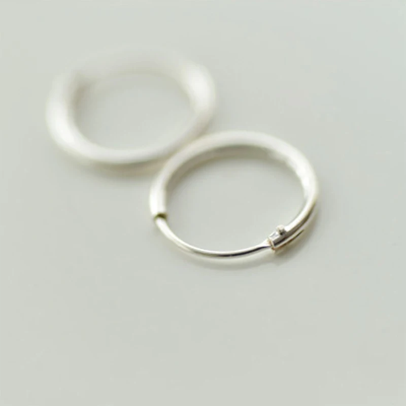 

925 Sterling Silver Hoop Earrings 2018 Simple Style Round Shape Earrings Trendy Hoop Earrings Unisex Silver Small Hoop Earrings