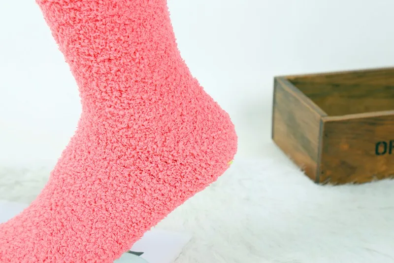 Pure Color Women Socks Thermal Coral Fleece Floor Socks Plush Soft Candy Color Towel Sock 2016 New Female Thick Warm Clothing (24)