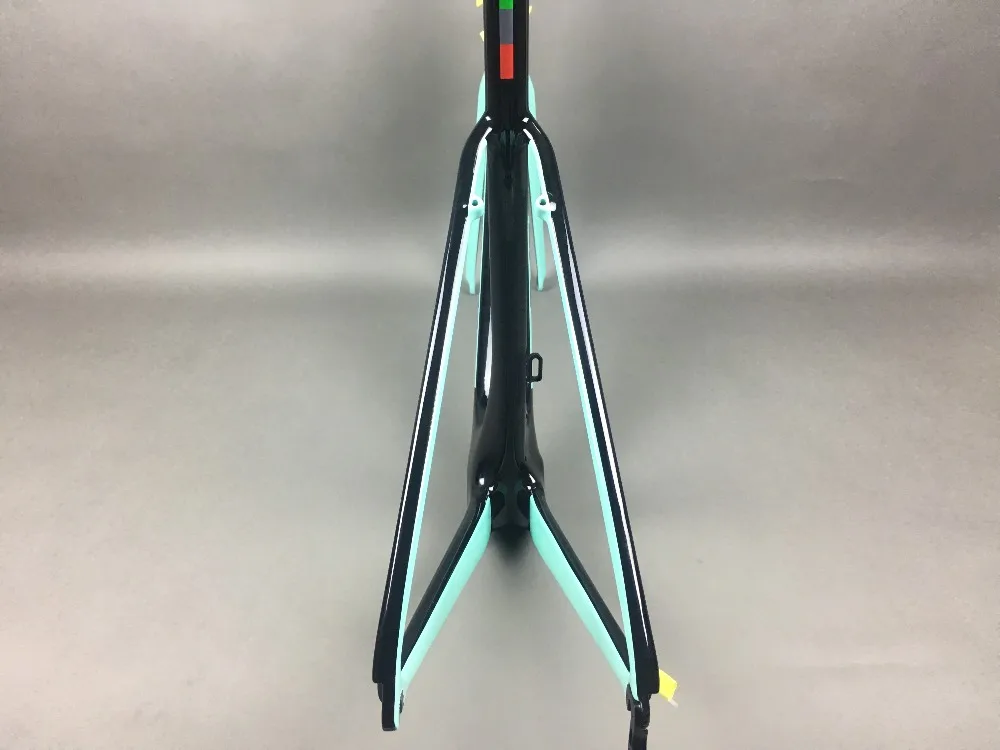 Best 2019 design super light FASTERWAY classic carbon road frameset D Brake carbon bike frame:Frameset+Seatpost+Fork+Clamp+Headset 19