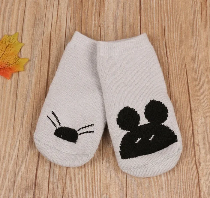 [Bosudhsou.] C6# новая милая Одежда для новорожденных детские носки нескользящие теплые зимние плотные мягкие носки для младенцев и цвет случайный