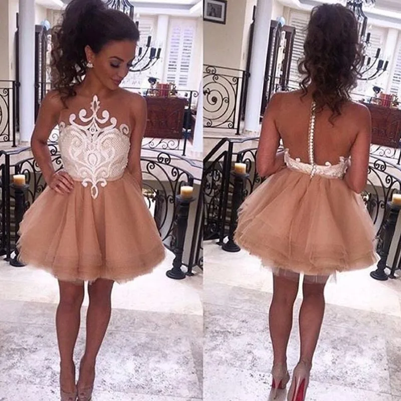 

New Champagne Tulle A-Line Homecoming Dresses 2019 Scoop Appliques Lace Illusion Back Short Prom Gowns For Graduation Girls