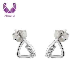 

Women Stud Earrings 100% Sterling Silver with CZ Zircon Small Cute Triangle Earrings Korean Style Office Ladies 2019 New Fashion