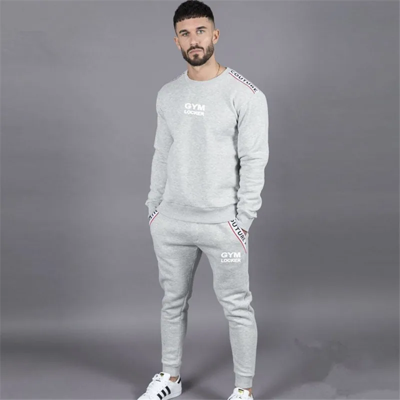 

Mens new fall cotton o-neck sweatshirt fashion sportswear sportswear mens gyms fitness slim black suits are hot sellers