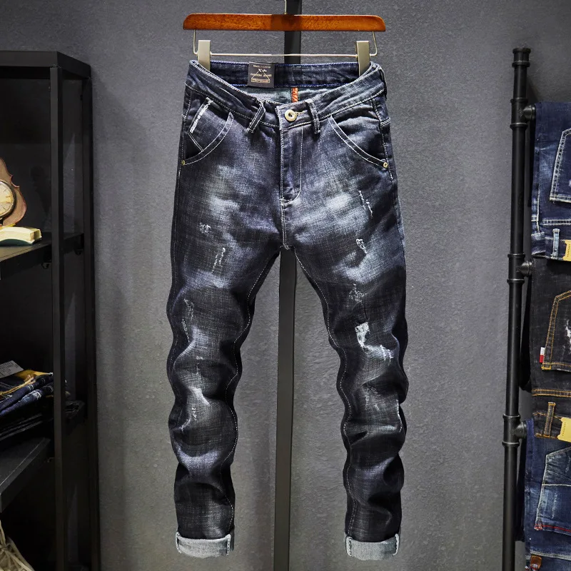 Boutique Sleek Minimalist Hole Stretch 