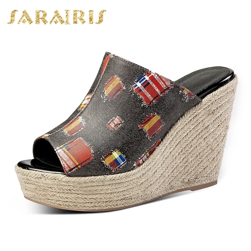 

Sarairis 2019 New Fashion Elegant Ladies Summer Slippers Genuine Leather Women Platformmules High Wedges Shoes Woman