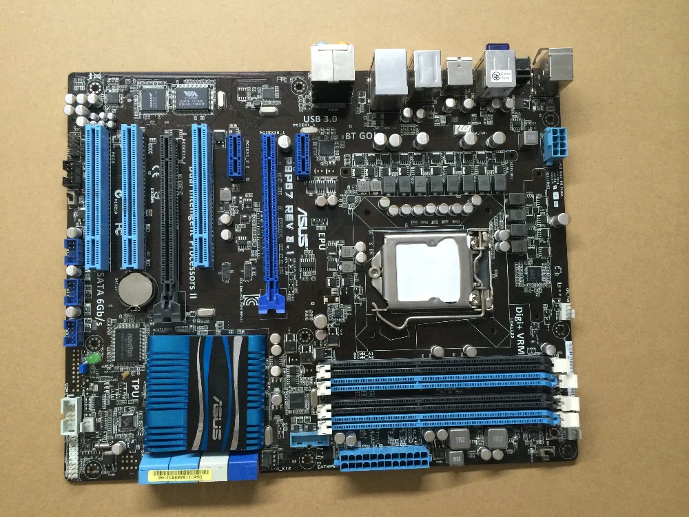 

original motherboard for P8P67 REV3.1 DDR3 LGA 1155 boards for i3 i5 i7 cpu 32GB USB3.0 p67 Desktop motherboard Free shipping