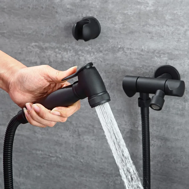 Black brass handheld bidet spray shattaf Health Cleaning sprayer Toilet