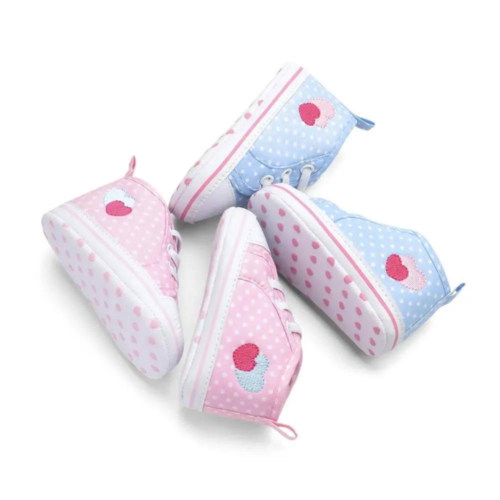 

Spring and Autumn New Female Baby shoes Two-color Embroidered love Baby Shoes elastic Band set Foot Toddler Shoes