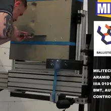 Тест видео-Militech NIJ IIIA 0101,06 29 слоев арамида мягкая панель тестирование видео