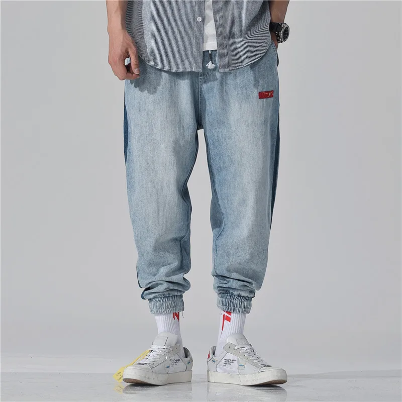 

Multi-pocket Men's jeans spring and summer style of overalls Nine-cent casual pants Hip hop loose Nine pants High-end quality