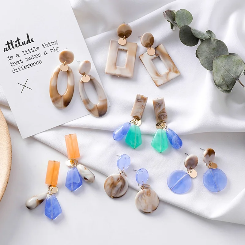 

2019 Korean Earring Irregular Geometric Round Grey Acrylic Statement Long Drop Earrings Acetic Acid Resin Earrings for Women2019