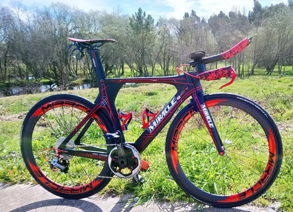 FM095 7 triathlon carbon frame