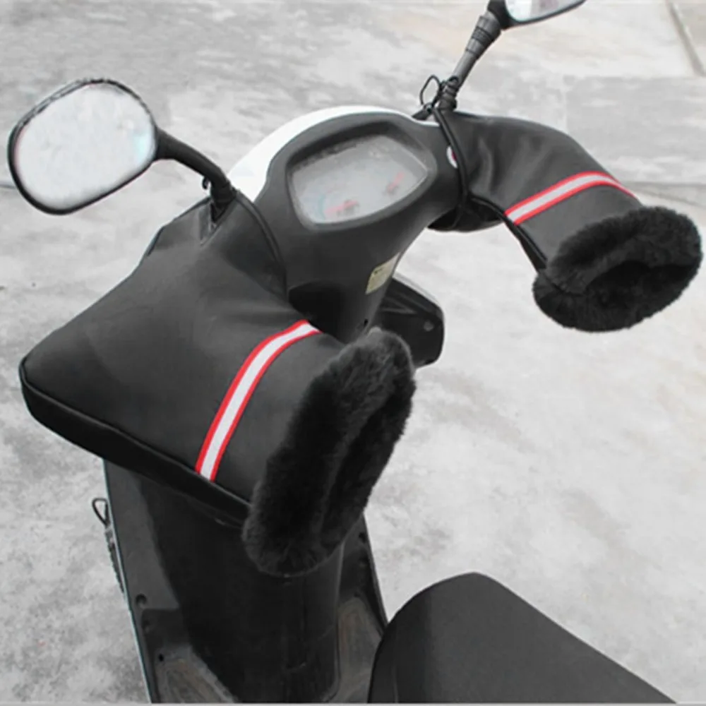 

1 Pair Waterproof Motorcycle Handlebar Gloves Warm Winter Motorcycle Grip Hand Covers Gloves With Reflective Strips