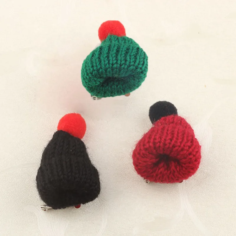

Cute Mini Knitted Hairball Hat Brooch Sweater Pins Badge Collar Clothes Accessories Creative Hats Pin Brooches For Women Gift