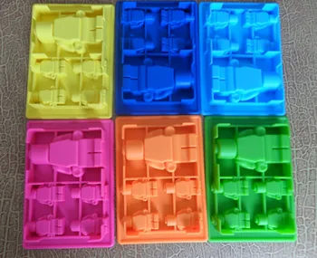 

New 2016 Robot Ice Mold Minifigure ice mold Silicone Ice Cube Tray Robot ice cube Minifigure 6 color 100pcs