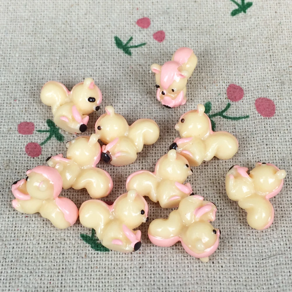 

10 Pieces Resin Artificial Squirrel Animal Mini Fairy Garden Figurine DIY Decorative Craft Accessories Embellishment:12*15mm