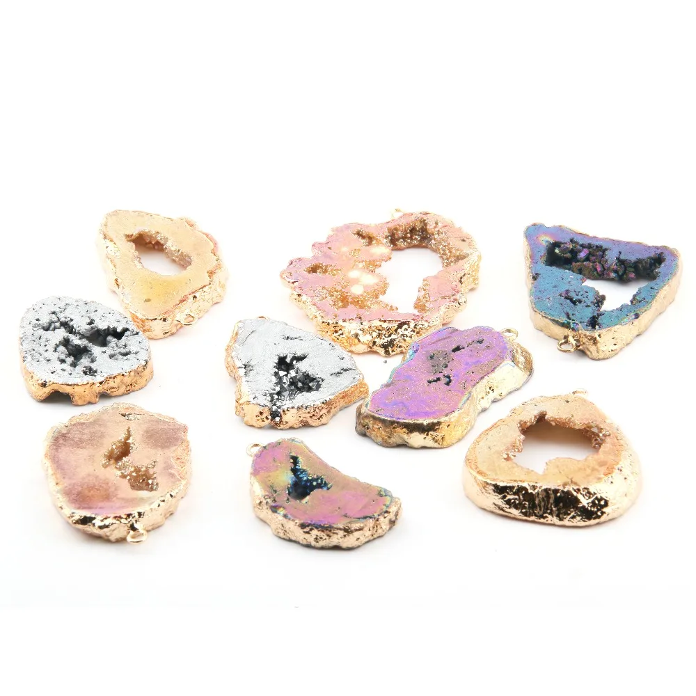 

Wholesale 2 Color Crystal Irregular Natural Stone Pendant Irregular DIY for Necklace or Jewelry Making