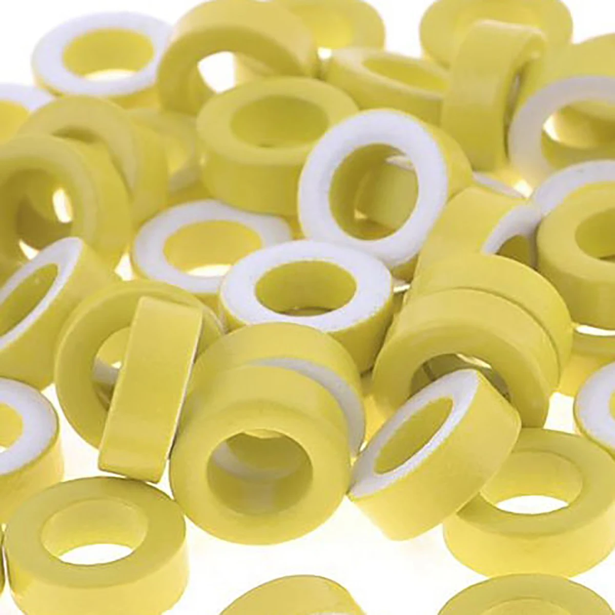 50pcs Toroid Ferrite Cores T50-26  Yellow White Ring Iron Cores For Power Transformers Inductors 7.5mm Inner Diameter
